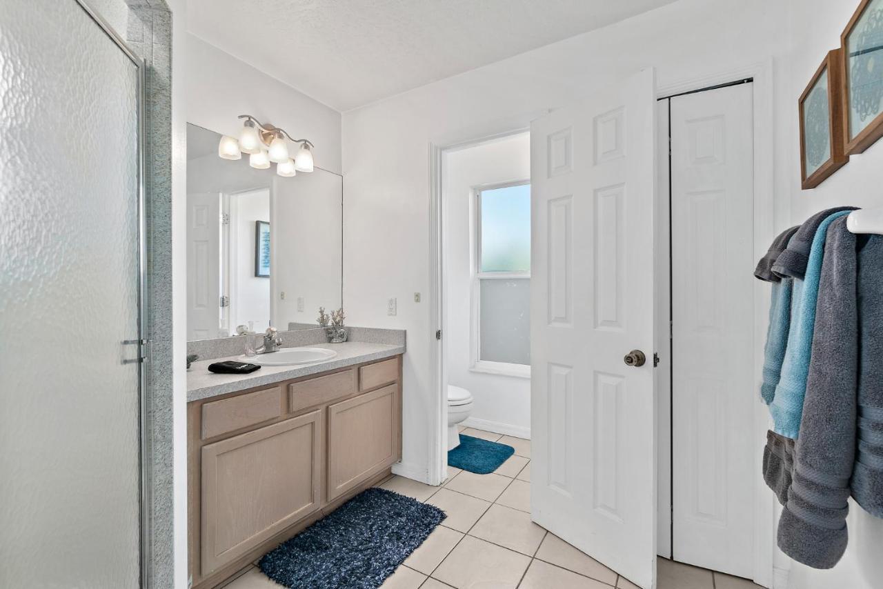 Surfside Paradise Retreat - 3Br And 2Ba Duplex, Grill, Dog Friendly - Close To The Beach! Melbourne Exterior foto
